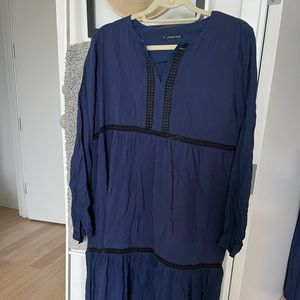 Inmanio maternity dress perfect for any occasion. Never worn!